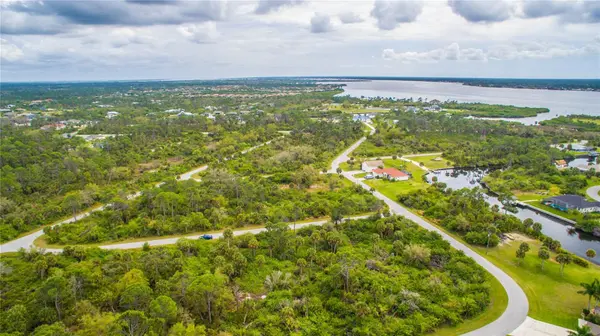1310 BRAKLET TER, Port Charlotte, FL 33953