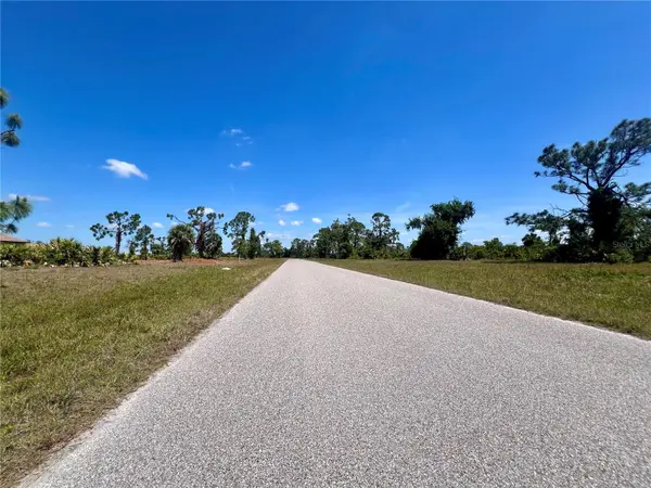 36 COXSWAIN DR, Placida, FL 33946