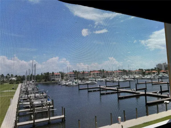 2060 MATECUMBE KEY RD #2301, Punta Gorda, FL 33955