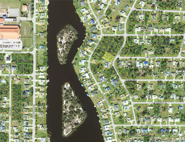 468 KELLSTADT ST NW, Port Charlotte, FL 33952