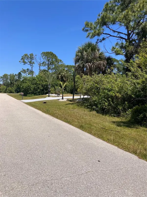 6146 TEDDER ST, Port Charlotte, FL 33981