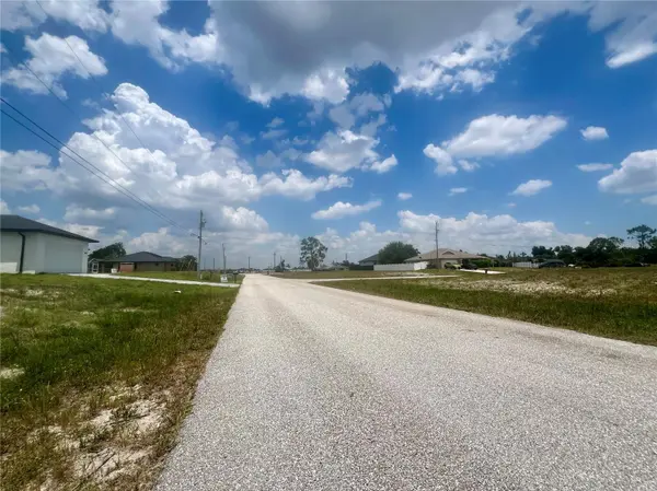 1623 NW 26TH ST, Cape Coral, FL 33993