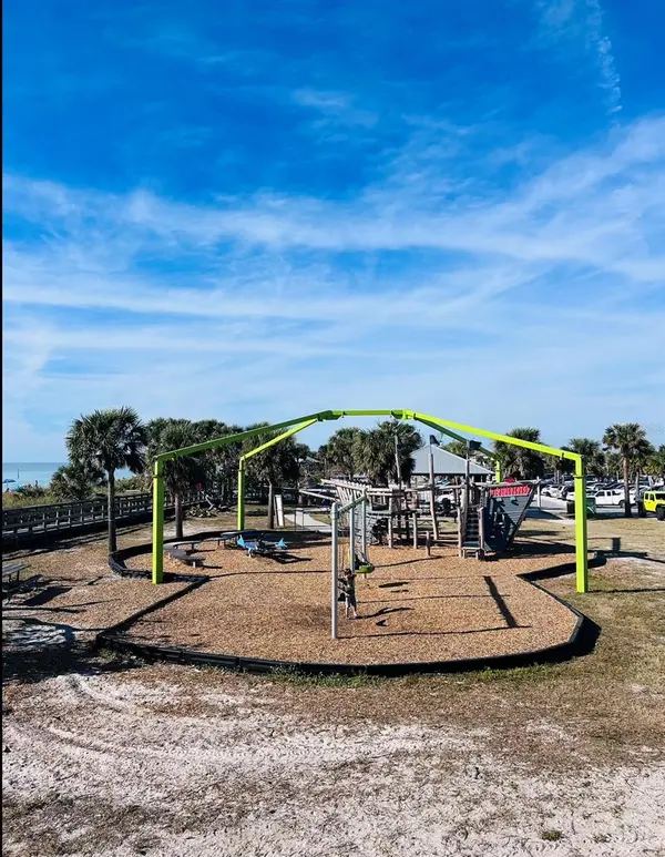 35 PINE VALLEY LN, Rotonda West, FL 33947