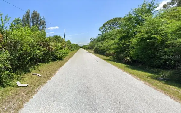 9366 LOYOLA AVE, Englewood, FL 34224