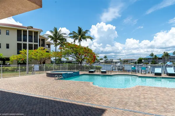 3322 PURPLE MARTIN DR #132, Punta Gorda, FL 33950