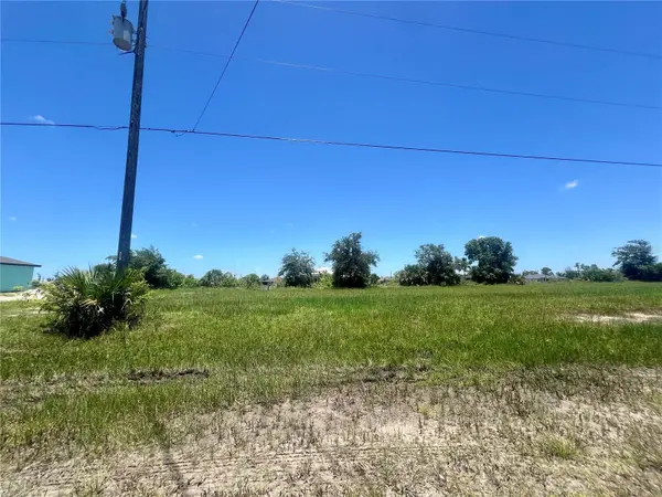 2229 NW 9TH TER, Cape Coral, FL 33993
