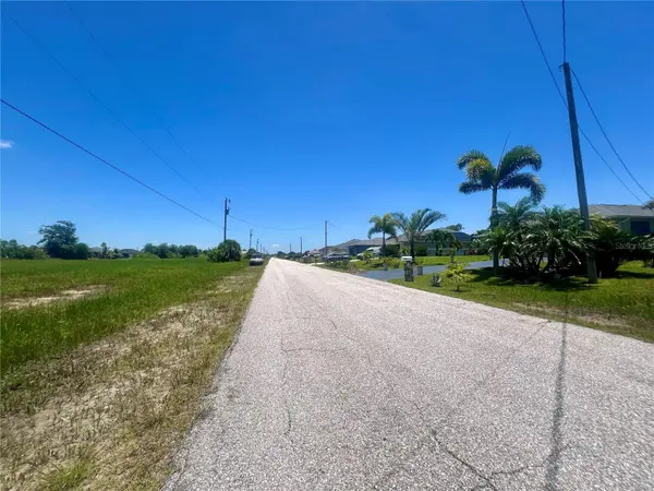 2229 NW 9TH TER, Cape Coral, FL 33993