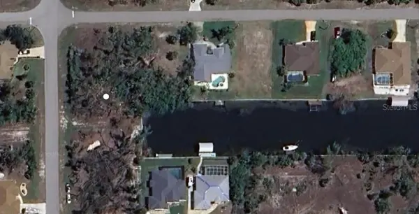 10394 SUNBURY DR, Port Charlotte, FL 33981