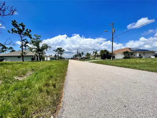 228 FAIRWAY RD, Rotonda West, FL 33947
