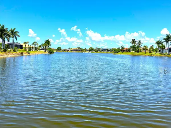 16451 CAPE HORN BLVD, Punta Gorda, FL 33955
