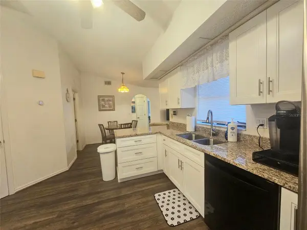 1011 TROPICAL AVE NW, Port Charlotte, FL 33948