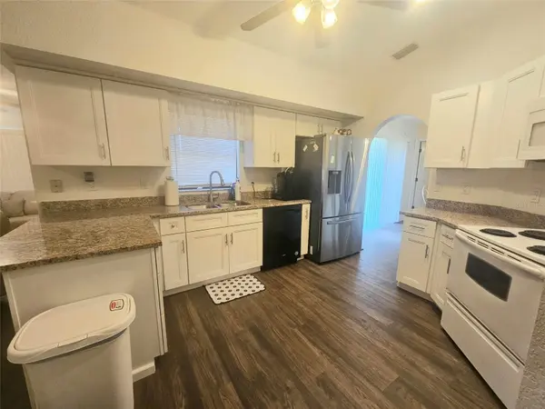1011 TROPICAL AVE NW, Port Charlotte, FL 33948
