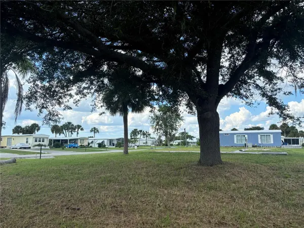 1533 BLUE HERON DR, Englewood, FL 34224