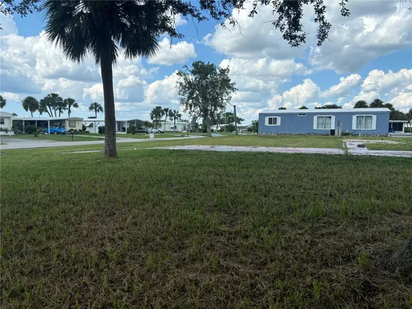 1533 BLUE HERON DR, Englewood, FL 34224