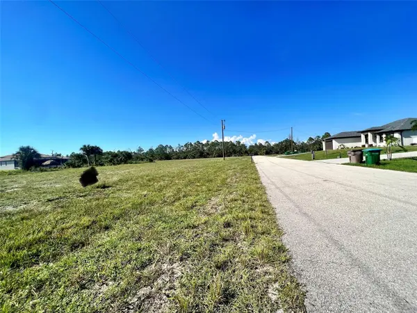 4008 NW 42ND PL, Cape Coral, FL 33993