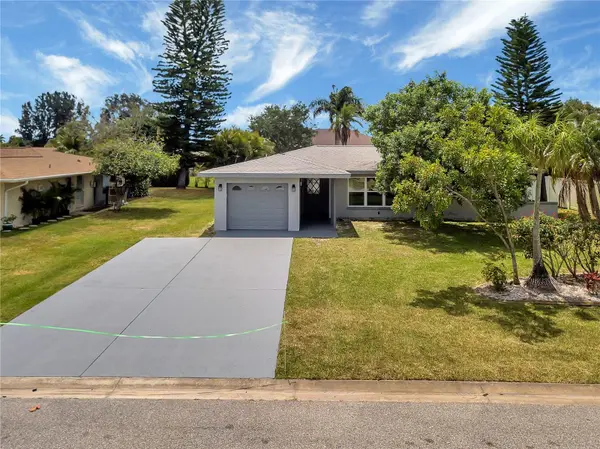 60 GOLFVIEW RD, Rotonda West, FL 33947