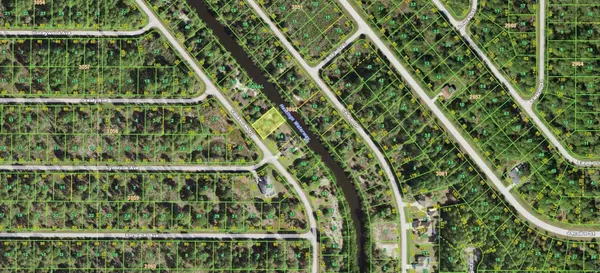 2486 VANKEUREN DR, Port Charlotte, FL 33953