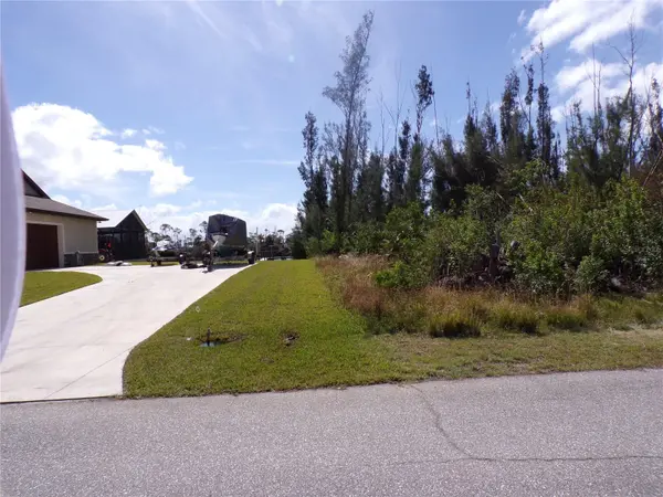 16724 LIGGETT CIR, Port Charlotte, FL 33981