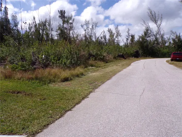 16724 LIGGETT CIR, Port Charlotte, FL 33981
