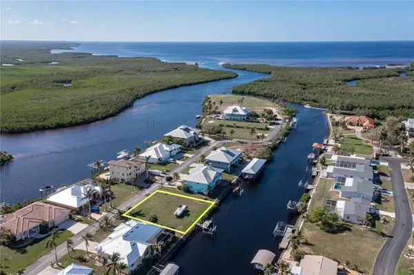 5487 SEA EDGE DR, Punta Gorda, FL 33950