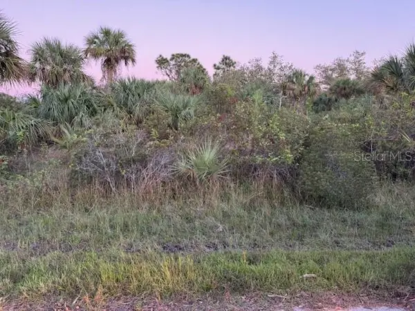 2106 RICKOVER ST, Port Charlotte, FL 33953