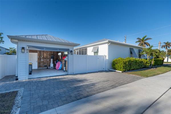 327 HARVEY ST, Punta Gorda, FL 33950
