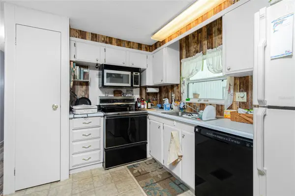 7474 FULMAR AVE, Port Charlotte, FL 33981