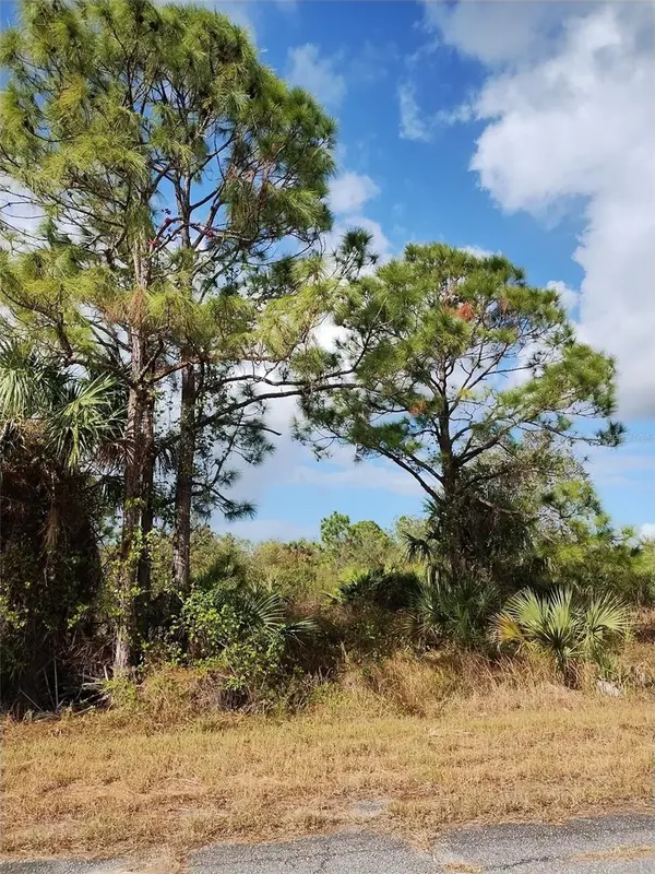 PATRIOT CIR, North Port, FL 34288