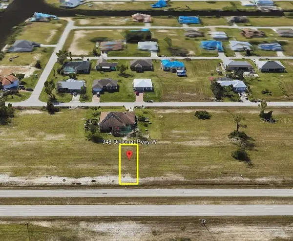 348 DIPLOMAT Pkwy W, Cape Coral, FL 33993