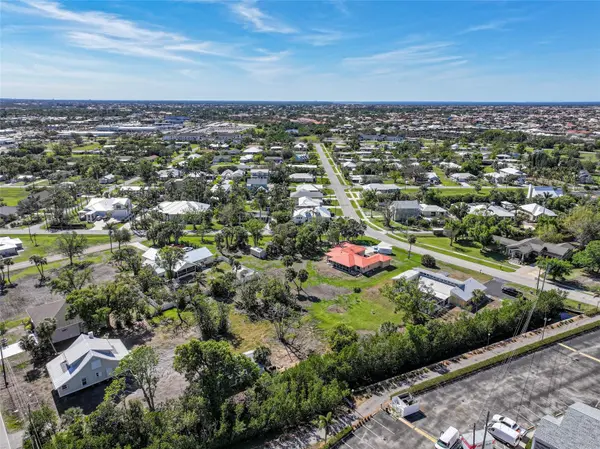 479 GILL ST, Punta Gorda, FL 33950