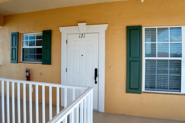 3216 PURPLE MARTIN DR #121, Punta Gorda, FL 33950
