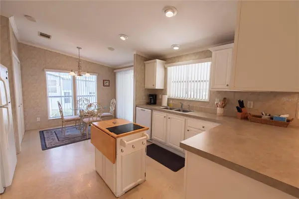 33 AMSTERDAM AVE, Punta Gorda, FL 33950