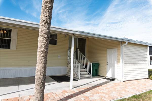 33 AMSTERDAM AVE, Punta Gorda, FL 33950