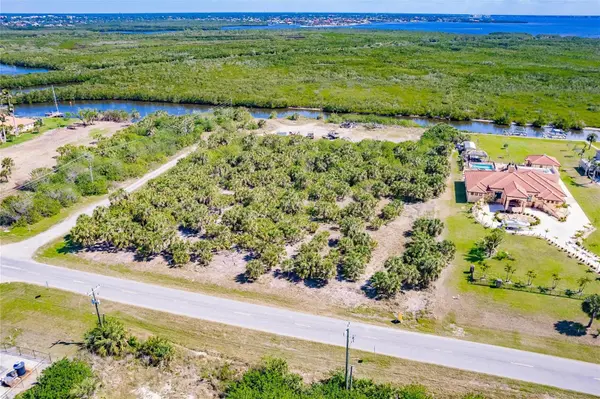 19155 MIDWAY BLVD, Port Charlotte, FL 33948