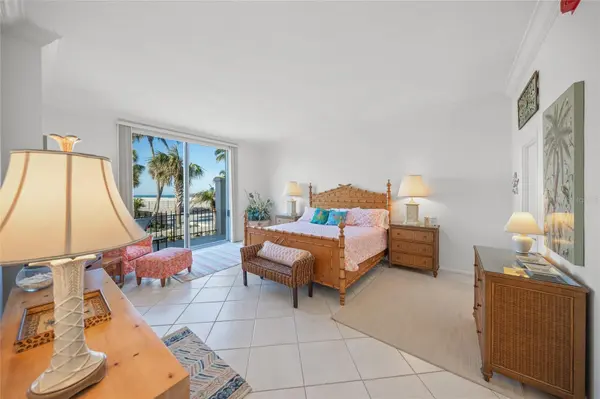 1212 BENJAMIN FRANKLIN DR #102, Sarasota, FL 34236