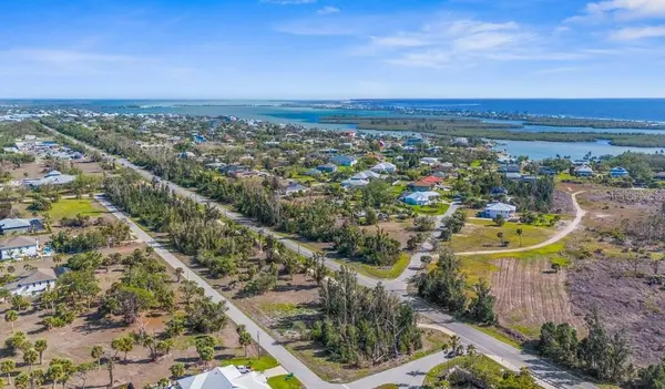 60 BONITA ST, Placida, FL 33946