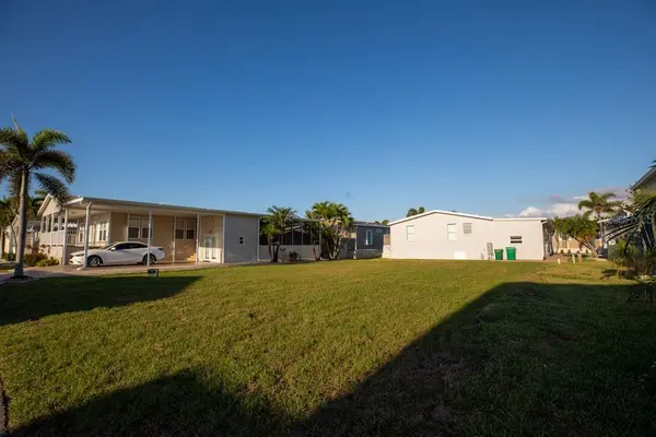 8 EMDEN CIR, Punta Gorda, FL 33950