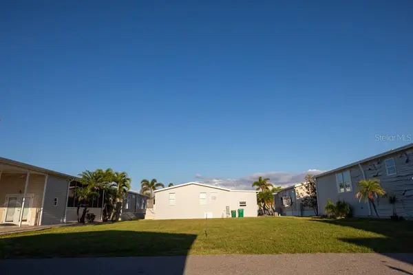 8 EMDEN CIR, Punta Gorda, FL 33950