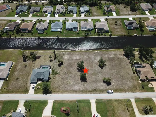 826 BOUNDARY BLVD, Rotonda West, FL 33947