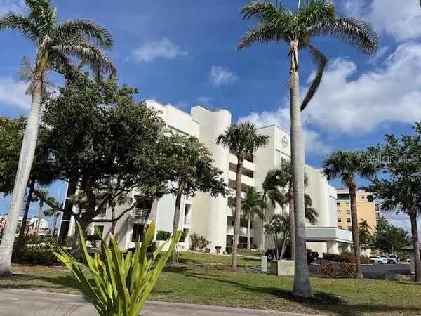 3020 MATECUMBE KEY RD #103, Punta Gorda, FL 33955