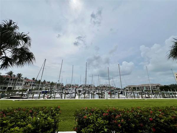 3020 MATECUMBE KEY RD #103, Punta Gorda, FL 33955