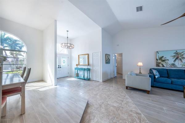 2572 BRAZILIA CT, Punta Gorda, FL 33950