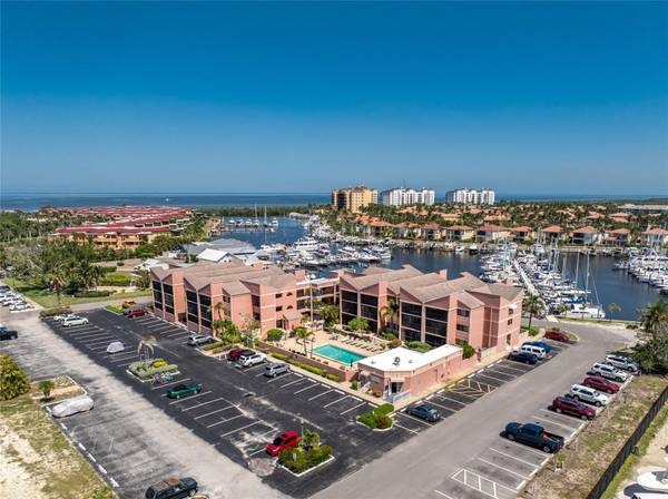3160 MATECUMBE KEY RD #238, Punta Gorda, FL 33955