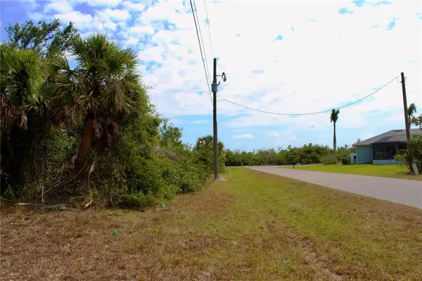 118 CABLE DR, Rotonda West, FL 33947
