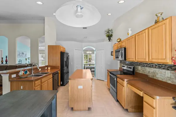 16038 MALDEN RD, Weeki Wachee, FL 34614