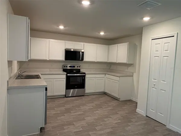 880 HUDSON VALLEY DR, Poinciana, FL 34759