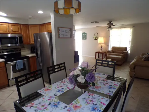 182 CHELSEA CT NW, Port Charlotte, FL 33952