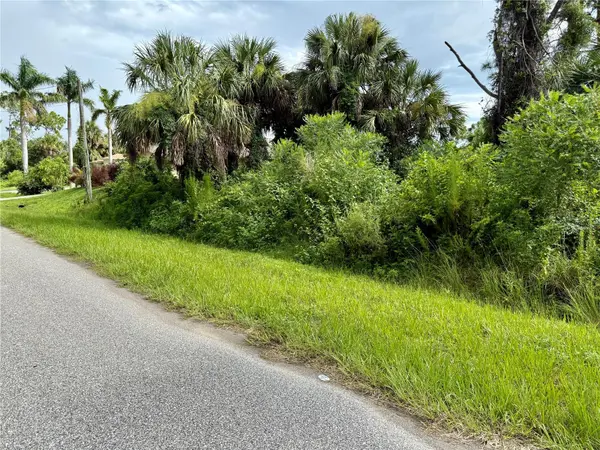 INDUSTRY AVE, North Port, FL 34288