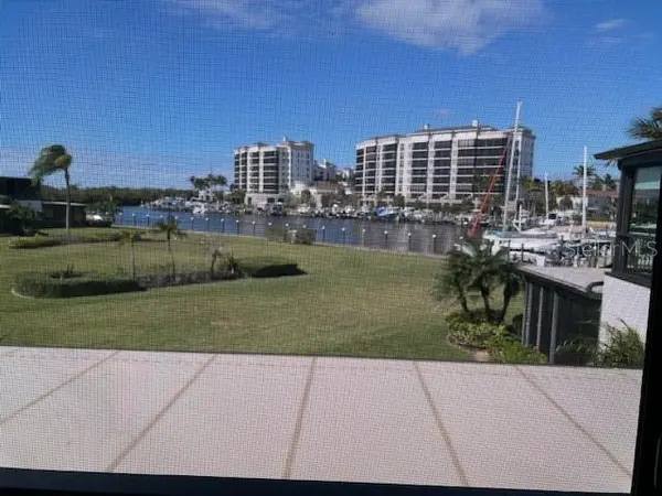 3250 SOUTHSHORE DR #54-B, Punta Gorda, FL 33955