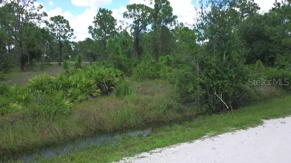 28072 CRESTWOOD DR, Punta Gorda, FL 33955